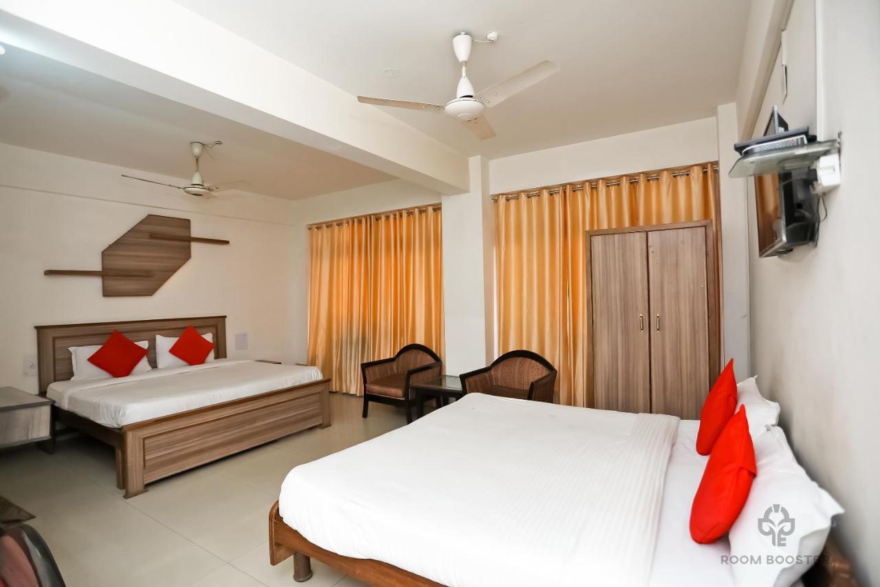 Hotel Inderlok Rishīkesh Esterno foto