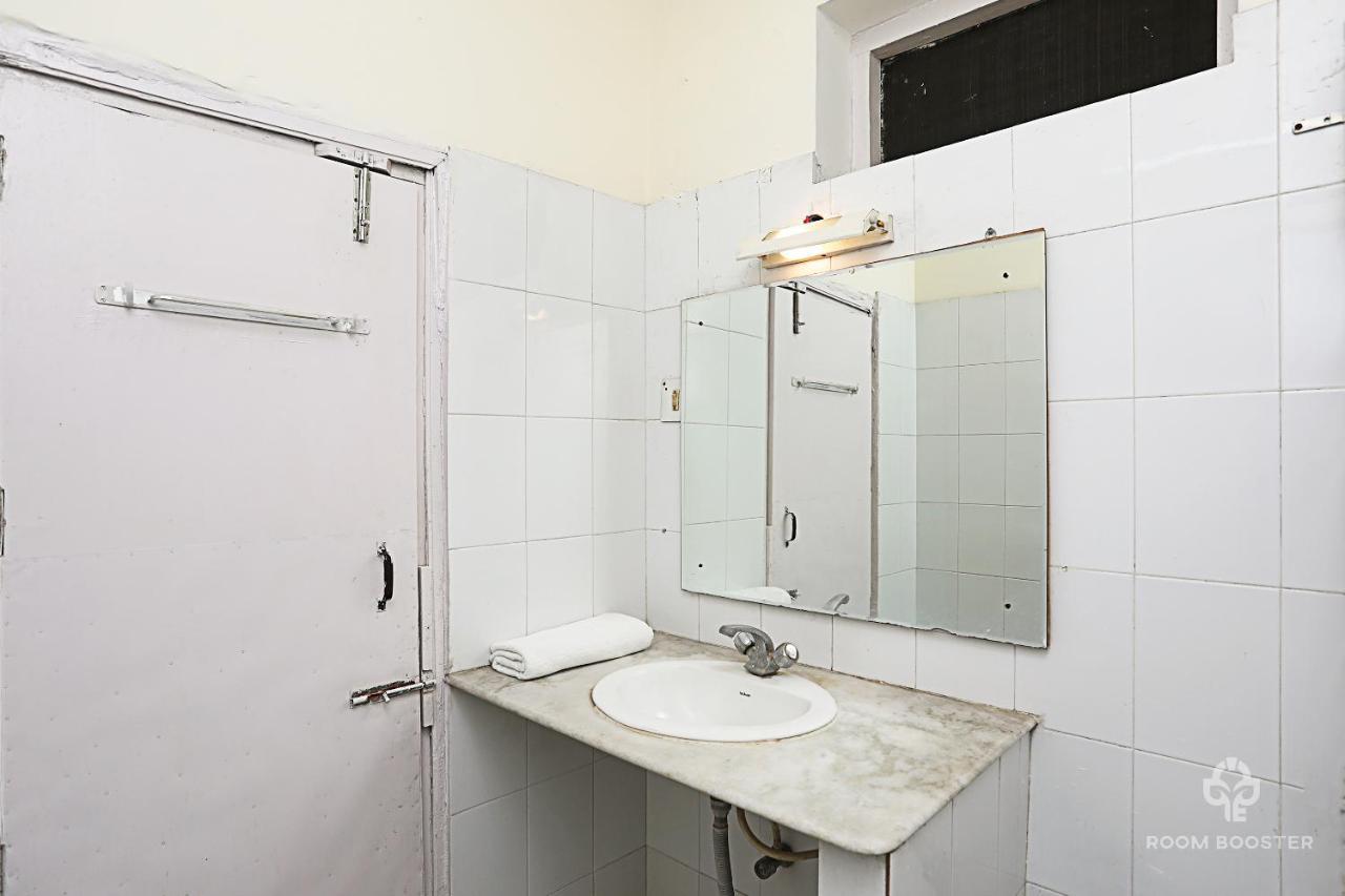 Hotel Inderlok Rishīkesh Esterno foto