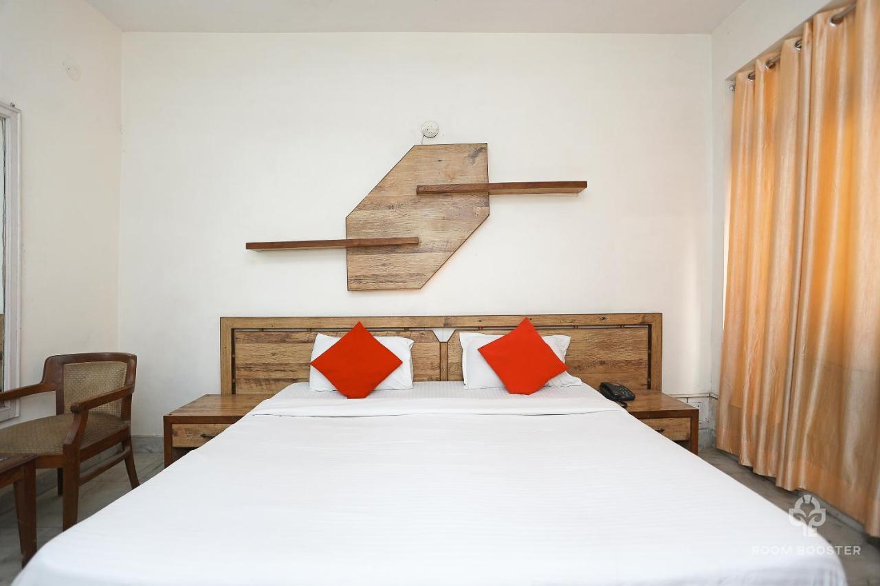 Hotel Inderlok Rishīkesh Esterno foto