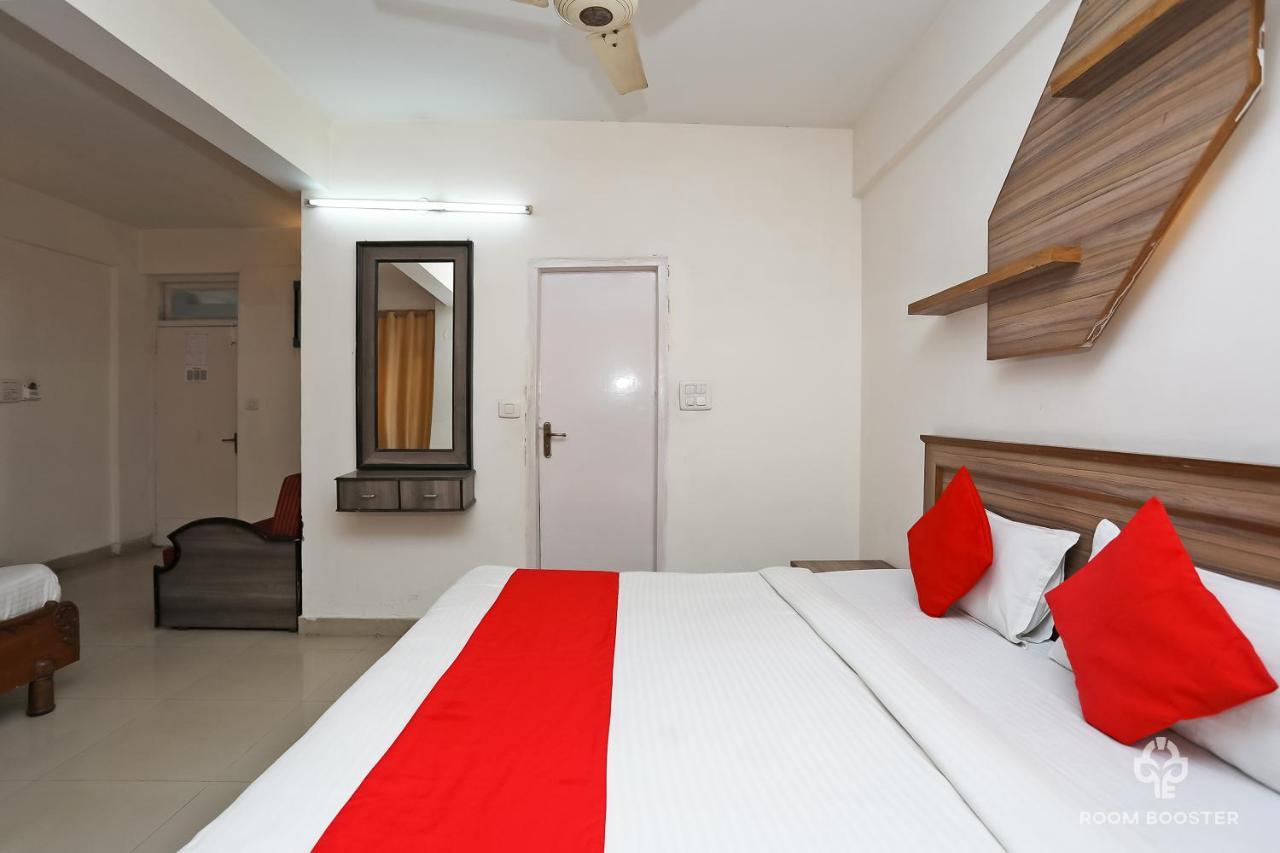 Hotel Inderlok Rishīkesh Esterno foto